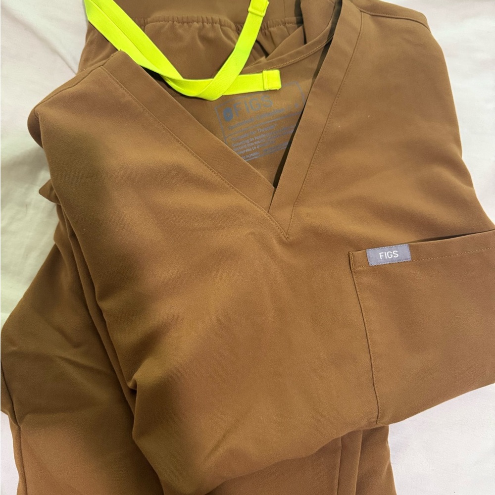 Figs Brown Scrub Set with Neon Yellow Accent